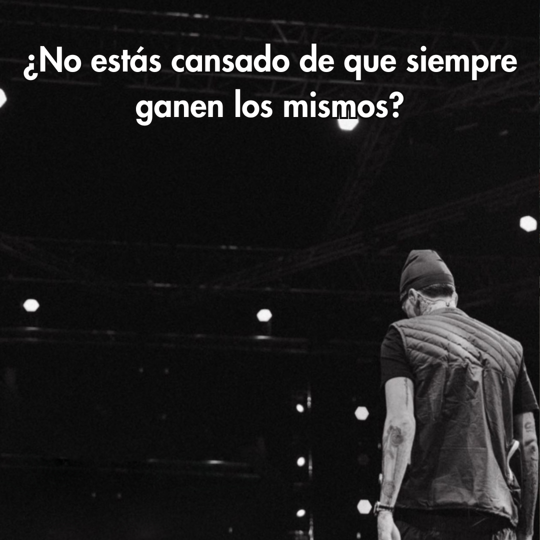De Invisible a Peligroso : Construye con dolor.